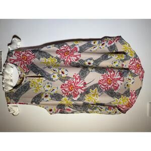 Violet + Claire Floral  Tank Top Size M